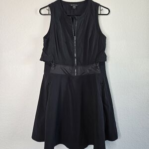 Athleta Black Sleeveless Zip-Up Dress 4P